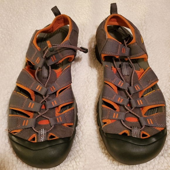 Keen Other - Mens Keen Whisper Water Shoes size 11. Gray and orange.  In good condition